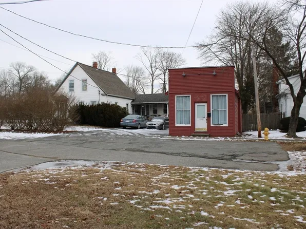 1353 Washington St, Abington, MA 02351