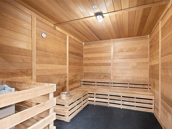 Dry Sauna