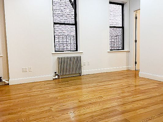 3rd image of 104 Sullivan St APT 19