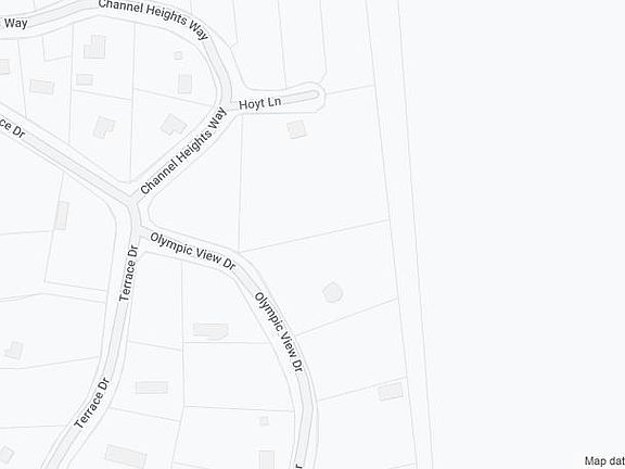 3rd image of 34 Hoyt Ln