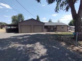 1745 Riverside Dr, Klamath Falls, OR 97601