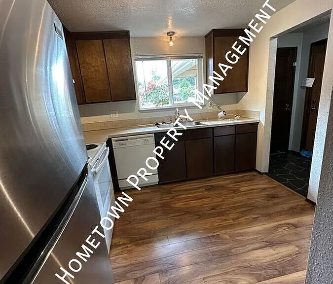 214 65th Way SW #B — Photo 8