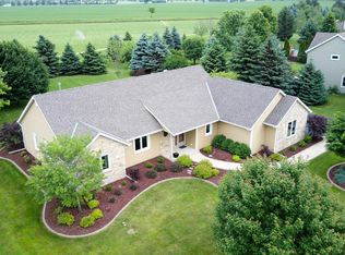 W308N7468 Champion Run, Hartland, WI 53029