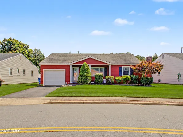 153 Westbrook Drive, Toms River, NJ 08757