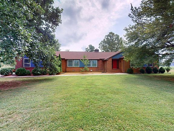 3rd image of 3028 Rayburn Rd
