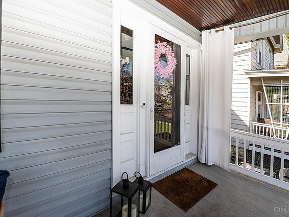 4th image of 4009 Forest Ave