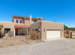 40 Paseo Del Antilope, Santa Fe, NM 87506
