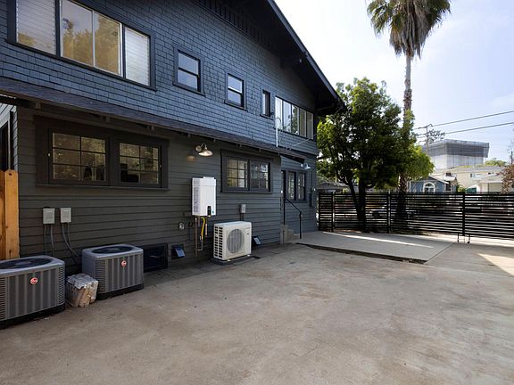 3rd image of 5600 Aldama St #1