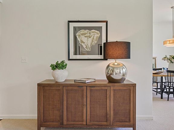 4th image of 300 Deer Valley Road #3B
