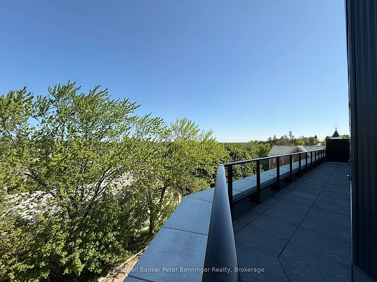 604 Queen St S #401 — Photo 25