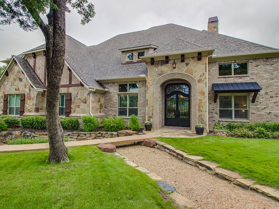 1st image of 4898 Lake Shore Dr