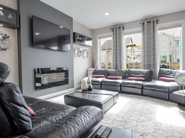 1728 53rd St SW, Edmonton, AB T6X 1R6