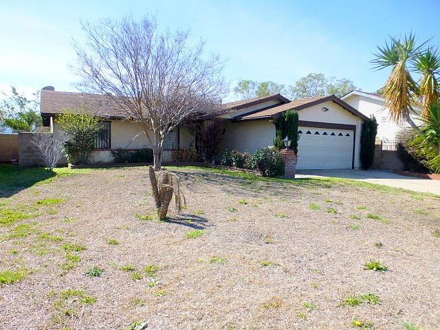 1st image of 15975 Tullock Dr