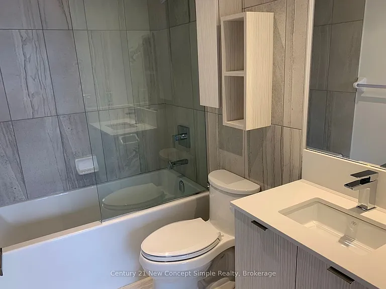 195 Redpath Ave #3211 — Photo 5