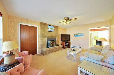 2nd image of 2687 Catalina Dr