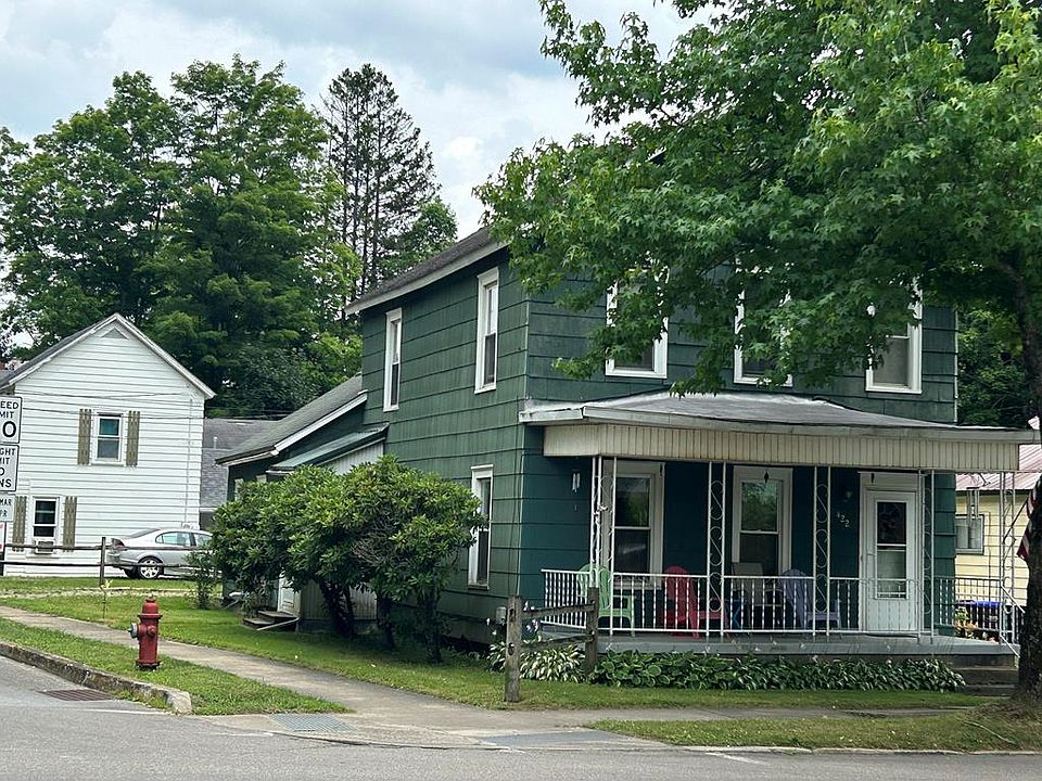 1st image of 422 N Franklin St