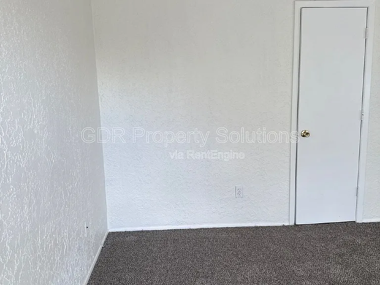 128 General Arnold St NE #3 — Photo 5