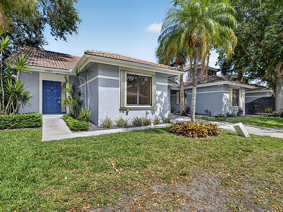 3rd image of 9983 Watermill Circle #A
