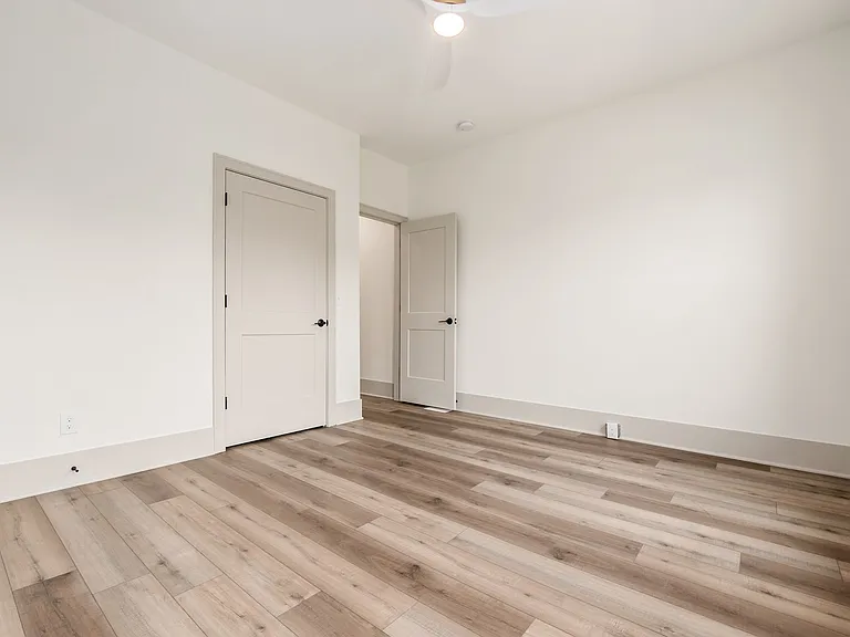 818 S Champion Ave — Photo 19