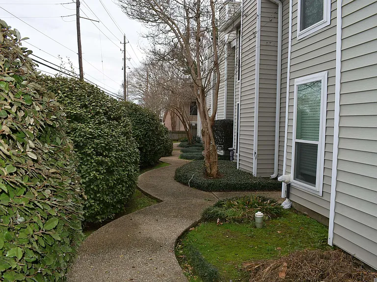 8732 Jefferson Hwy — Photo 3