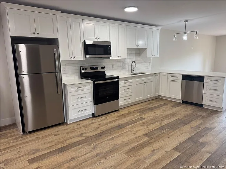 268 Main St #304 — Photo 9