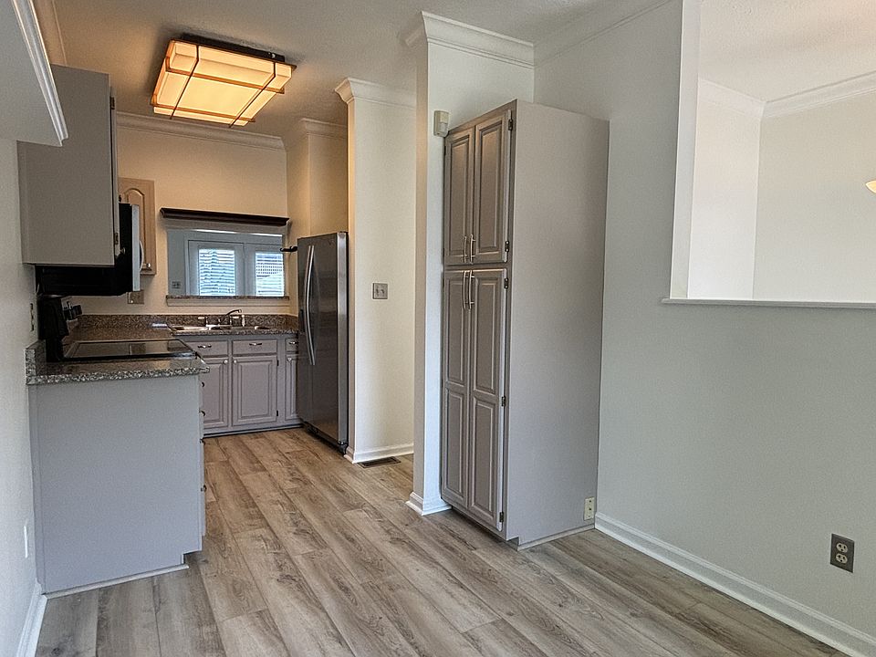 Kitchen /dining