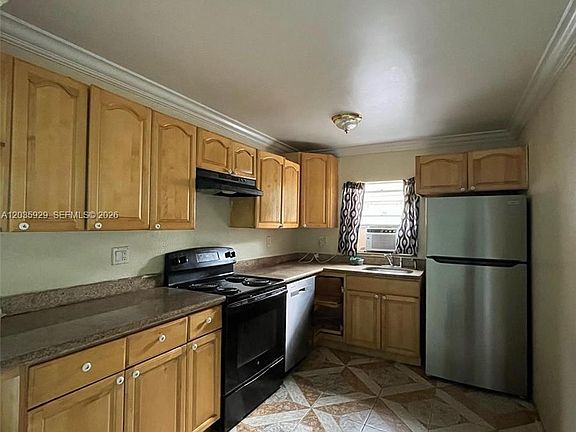2nd image of 314 SW 79th Way