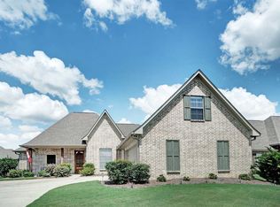 118 Essen Ln, Madison, MS 39110