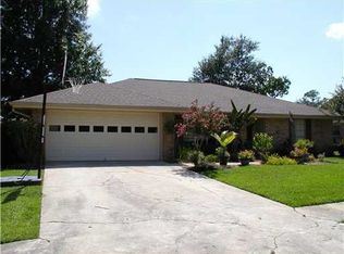 1327 Independence Dr, Slidell, LA 70458