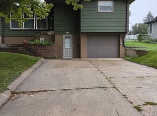 445 N Best St, Forest City, IA 50436