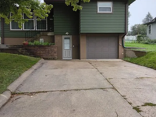 445 N Best St, Forest City, IA 50436