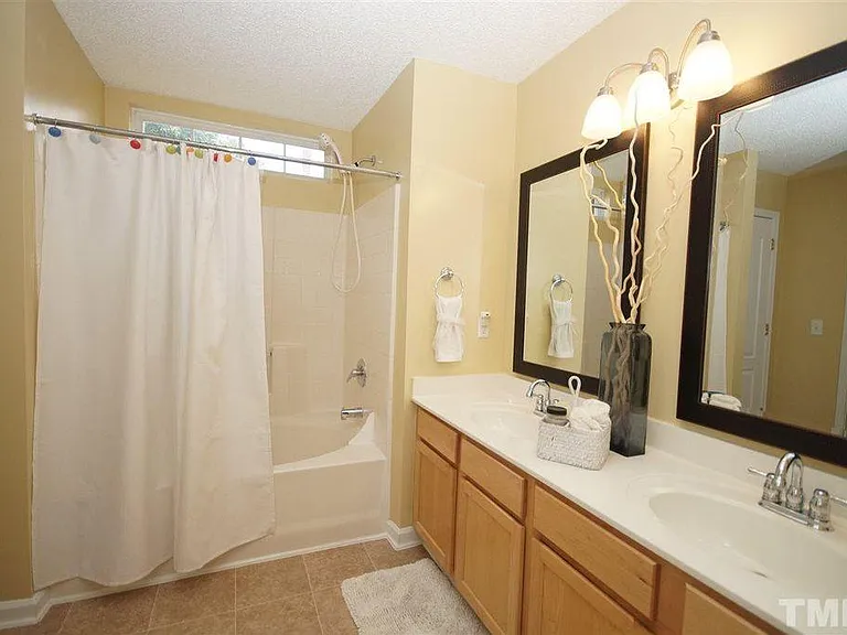 6901 Dawnalia Ct — Photo 6