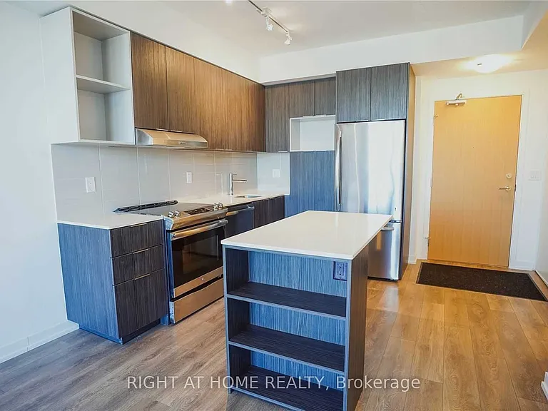2520 Eglinton Ave W #1713 — Photo 7