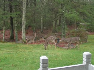 22 Boulder Dr, Richmond, RI 02812