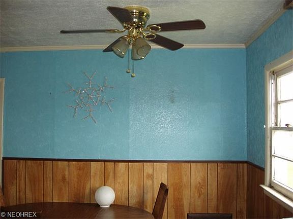 4th image of 66 Stokely St