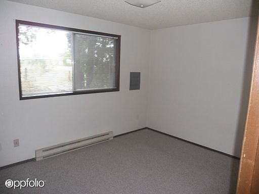 5th image of 1405 E Beacon Ave
