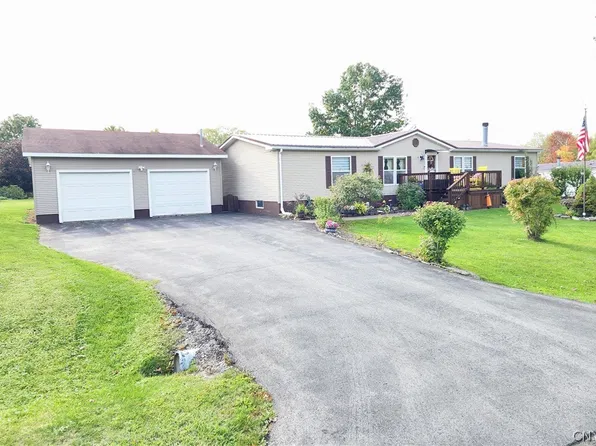 13 Sunrise Blvd E, Rome, NY 13440