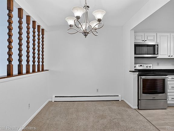 5th image of 61315 Heritage Blvd #4