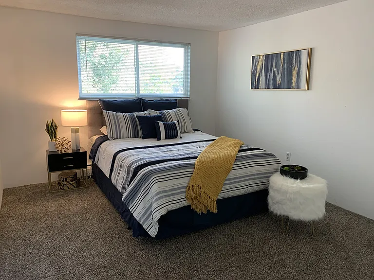 Mohawk Green Apartments — Photo 6
