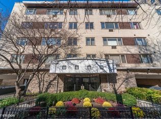426 W Barry Ave APT 304, Chicago, IL 60657