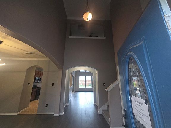 2nd image of 8222 Hardy Elm St