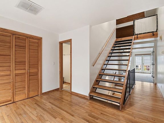 3rd image of 1616 S Peoria Ave APT 1