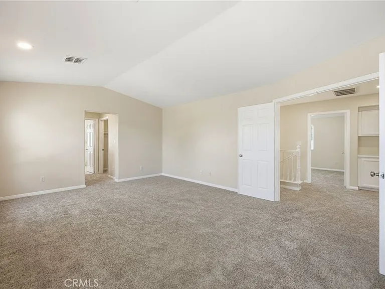 18112 Osborne St — Photo 54