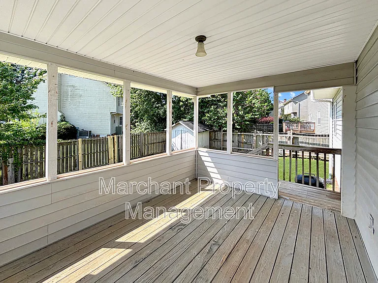 118 Creek Dr — Photo 19