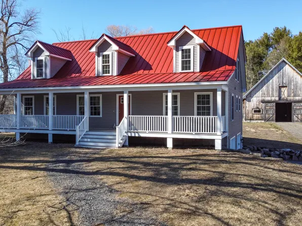82 Union Falls Road, Dayton, ME 04005