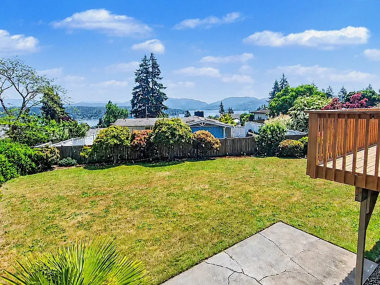 16815 NE 6th Pl — Photo 13