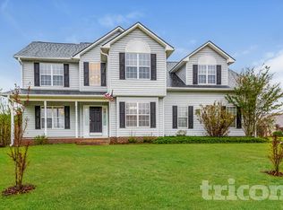 147 Scotland Dr, Spring Lake, NC 28390