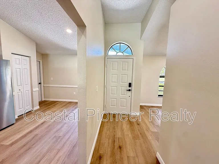 8774 Huntfield St — Photo 4