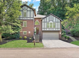426 Rockledge Dr, Sewickley, PA