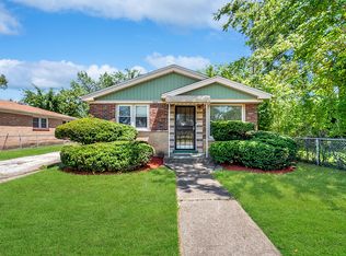 15131 1st Ave, Phoenix, IL 60426